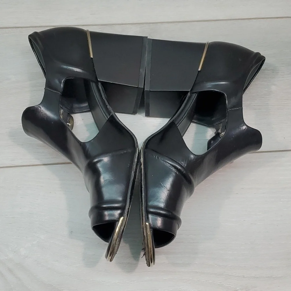 Balenciaga good high